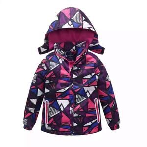 New Girls’ hooded spring rain jacket Medium 5-6